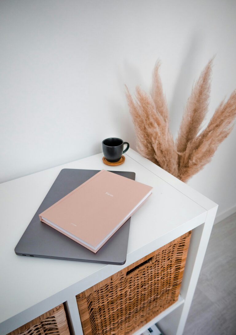 Top 10 Tips for Decluttering in 2025