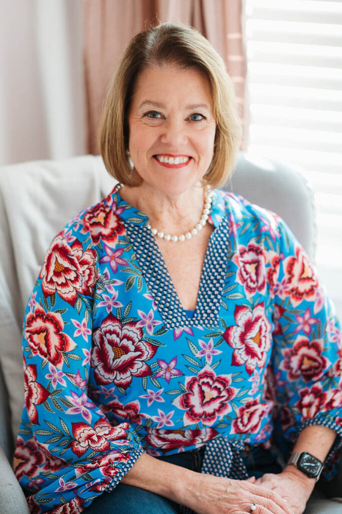 Linda Maynard Headshot